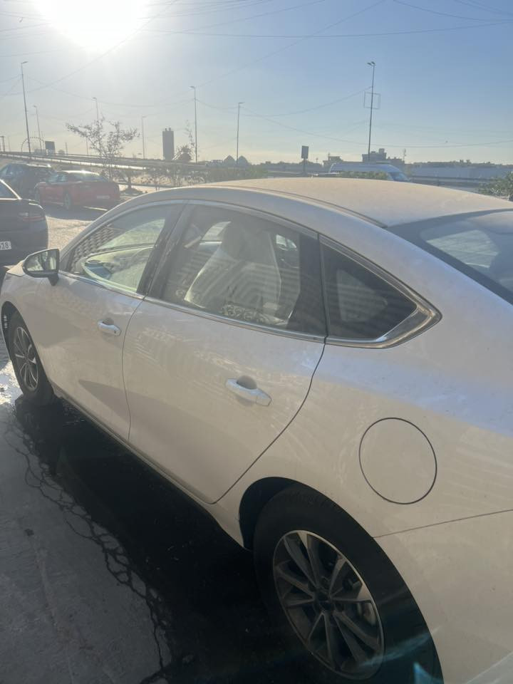 بيوايدي دستروير ،،،،،زيرووووووو 0كم مرقم بغداد كامل بس تثبيت لوحات موديل 2025 غراض كامله ارضيات شاحنه كامل غراضه ويل كروم السعرررررر نارررررر🔥19,550 وبيه مجاللللل بسيط وتدلللون♥️♥️♥️ مكان بغداد هاااااتف *********** واتساب📞📞
