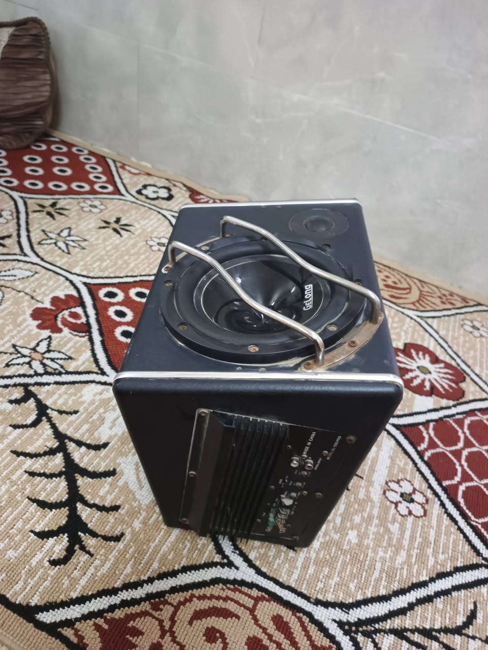 دمام للبيع اواكس فقط صوتة حلو تجي تفحص وتاخذ المكان الرشاد السعر ٧٠ وبي مجال بصيط ***********
