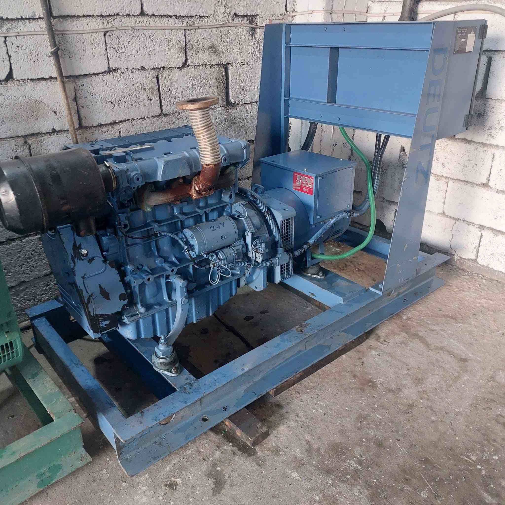 Duetz-27kva 
دويس الماني صفر ٢٧كيفي توليد leroy somer  اصلي مولد صفر زيرو  
سعر ٢٨ ورقة-
*********** WhatsApp
