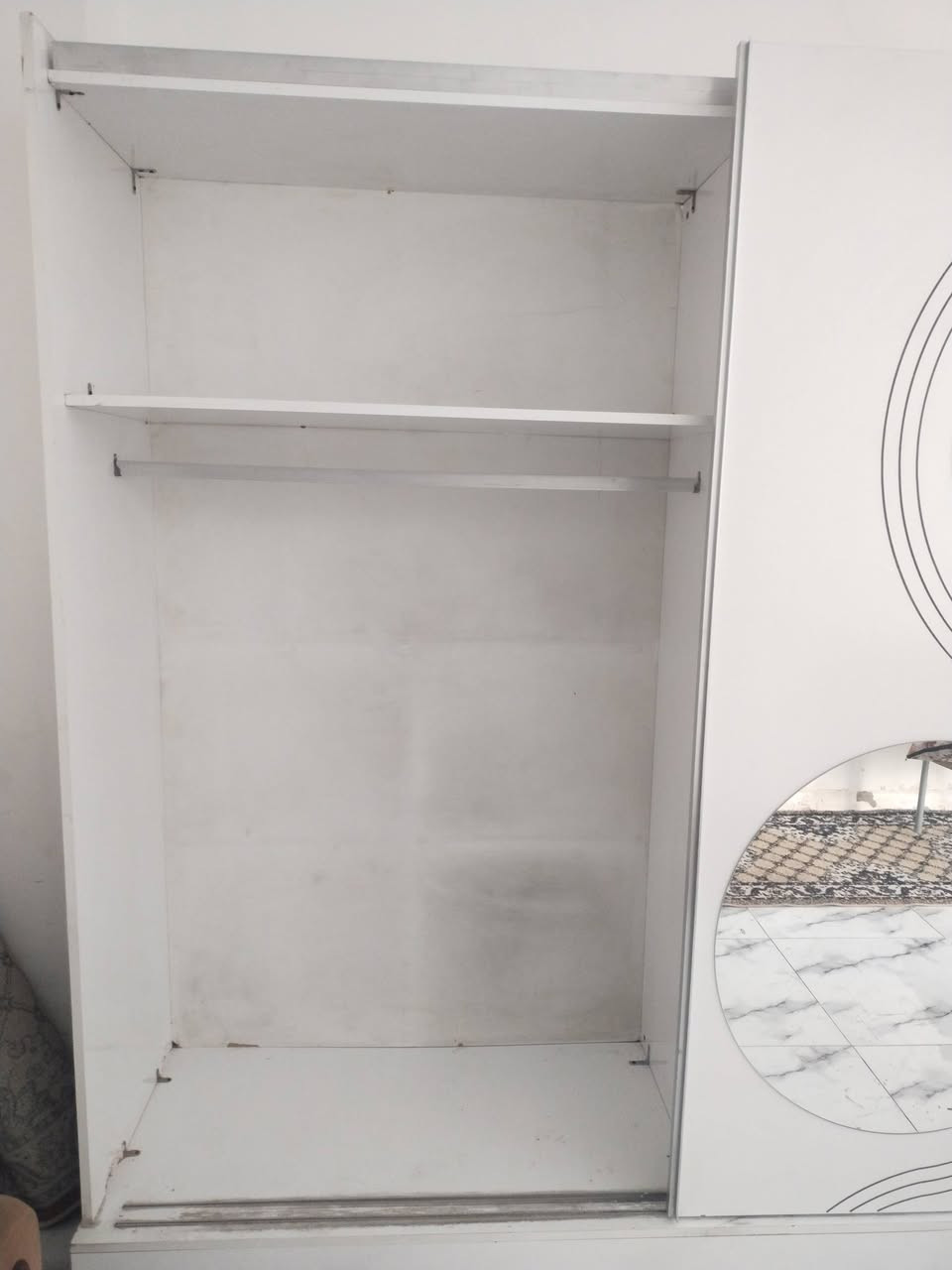 كنتور تركي وميز تواليت وميز احذيه السعر 200
لاستفسار لاتصال على الرقم ***********
