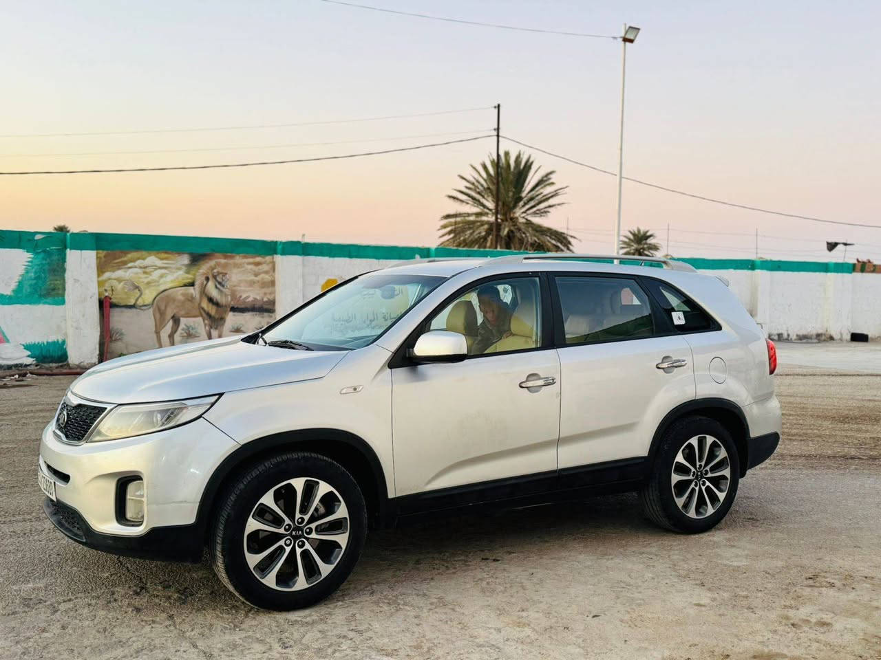 سورنتو 2014 خليجي رقم بغداد دولي ابسمي سياره جديده كلش بيه باب السايق صبغ والباقي كفاله عامه على سونار 7راكب 6V دوشمه كشنات ارضيه جلد تبريد ثلج تدفئ شغاله شاشه ايباد السعر 180$ وبيه مجال بسيط مكان بابل الشوملي استفسار 
***********
***********
