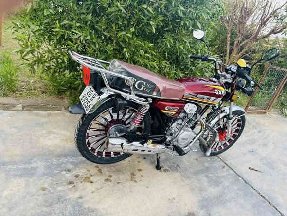 سلام عليكم سيفان موديل ٢٣ محسوبة عل ٢٤ لن شهر ال١٢ مرقم ديالى انكليزي تحويل ثاني يوم محرك ضاغطة وزنجيل ٢٠٠ الدراجة جانت مضمومة ماشية ٤٠٠٠ شاشة تاب مكفولة كفالة عامة سعرهة ١٤٥٠ وبيهة مجال الي ميعجبة السعر اينورنة بكلمة طيبة  مكاني ديالى المقدادية ***********
