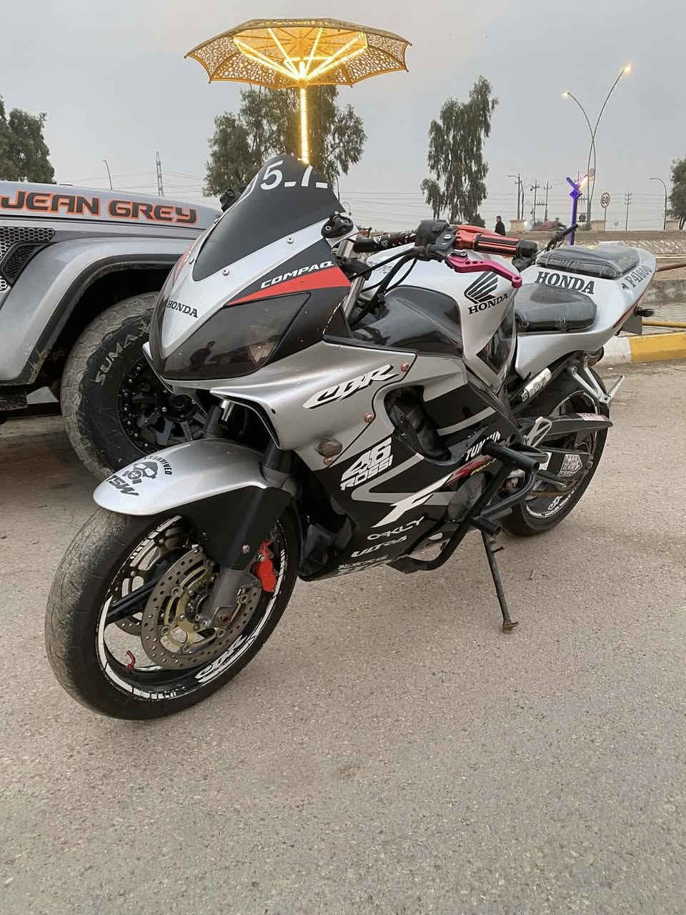 للبيع ‭0773 506 8843‬
