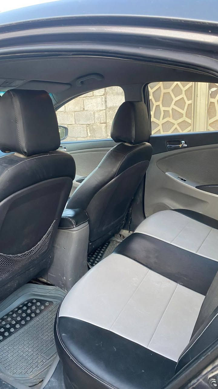 للبيع اكسنت موديل 2013 مكينه وكير جديد بدون تنقيص مصبوغ عام أثر جراد بدون ضربه صدر جديد سنويه 28 الاتصال ***********
