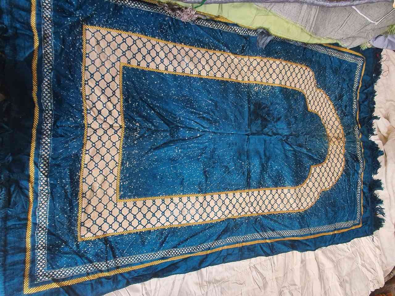 على بركة الله كسر باله سجادة صلاه خليجي درجه اولى شرط مجمع بالات ابومسامح الرفاعي بإدارة علي ابومسامح


**إذا كنت صاحب هذا الإعلان وتريد حذفه لأي سبب، رجاءا أرسل رسالة إلى الدعم الفني**