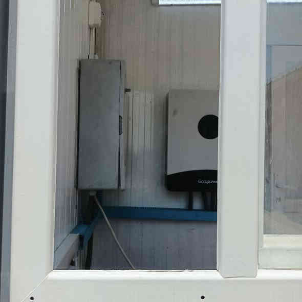 عرض خاص 
منظومة ٦ أمبير نهائي و ٥ أمبير ليلي لمدة ٣ ساعات ٢ مليون ومائة وخمسون ألف دينار كامل مع التنصيب.المواد
١- ألواح عدد ٤ ضمان ١٠ سنوات
٢- انفرتر ٤ كيلو ضمان سنة
٣- بطارية ليثيوم ٥ كيلو ضمان ٥ سنوات بطارية الموقع برطلة شارع الشارع ٦٠ قرب مجمع الحياة موبايل ***********
