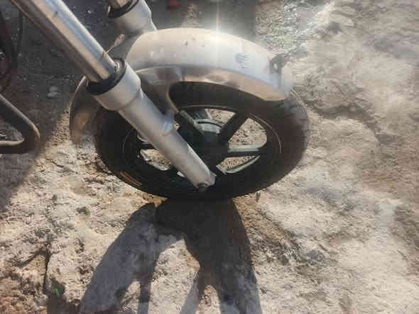 السلام عليكم ستوته 2017للبيع بس بليته مابيها السعر. 800@@تخم تواير جديد الخلفي والمامي سلف كهربائيات كلها شغاله شغل وطلع للشارع رقمي *********** بي واتساب
