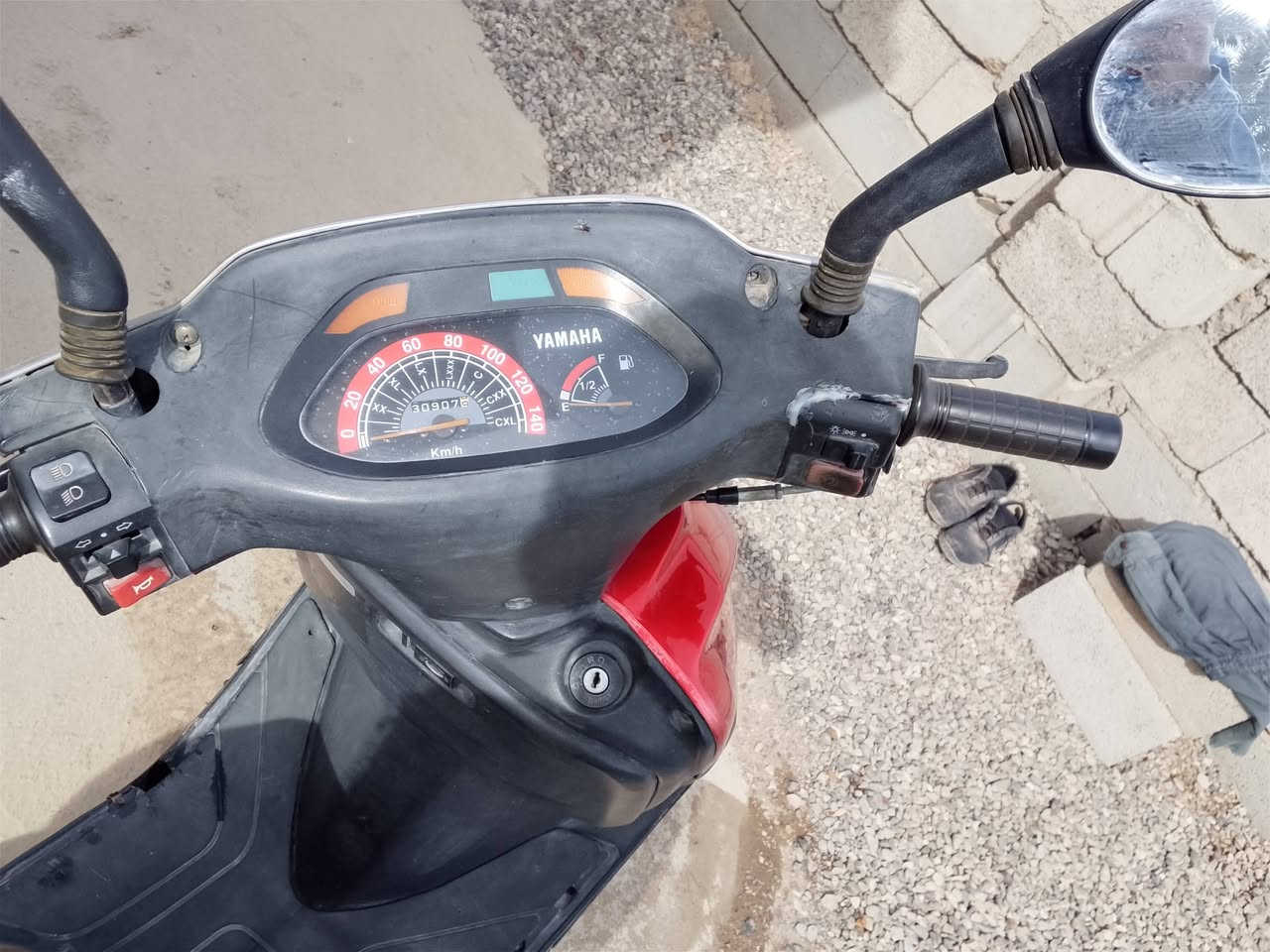 سلام عليكم دراجة فراشة لبيع دراجة نضيفة محرك بلاد شرط لفحص لشراي يتصل هلا هاذة الرقم ***********
