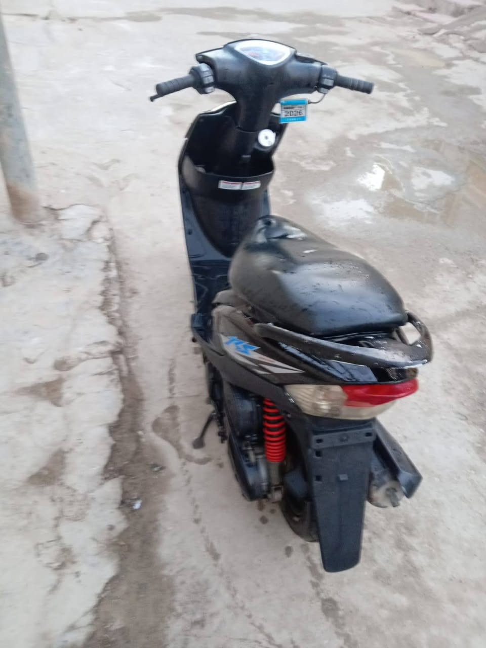 السلام عليكم دراجه للبيع ماكس عدله اوراق مفتوحه مره وحده مكينه ناعمه كهربائيات كله  السعر 600 وبيه مجال المكان حي المعلمين الجديد ***********
