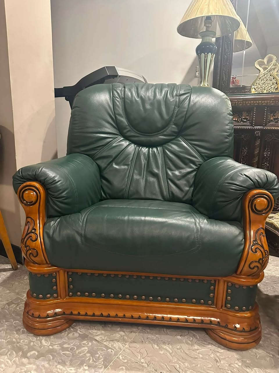 السلام عليكم تخم قنفات جلد بحاله جيده جدا للبيع التواصل ماسنجر


**إذا كنت صاحب هذا الإعلان وتريد حذفه لأي سبب، رجاءا أرسل رسالة إلى الدعم الفني**