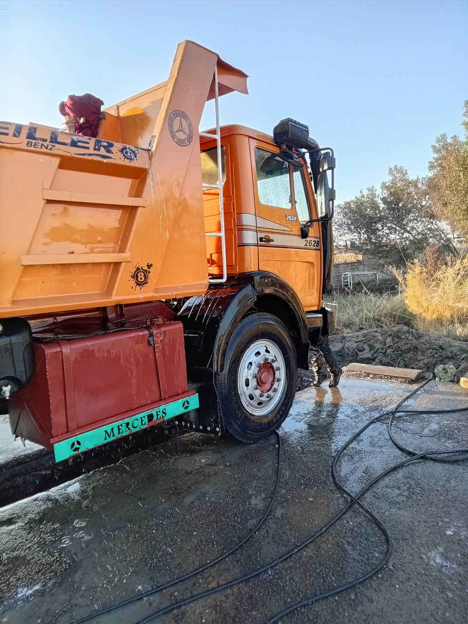 سلام عليكم البي للبيع موديل 76 راس اصل مكينه 38 كير 25 السياره جاهزه للعمل مكان السياره بغداد رقم السياره نجف بسمي لتواصل ول الاستفسار ***********
