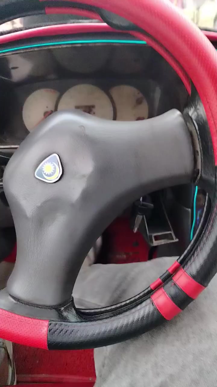 سلام عليكم هاي السياره كدام عينكم للبيع او مراوس اذا بيع قفل قفل ٤٦ ورقه وذا مراوس نزل بالتعليقات شعدنك
العنوان بغداد قرب بسمايه الاتصال ***********
