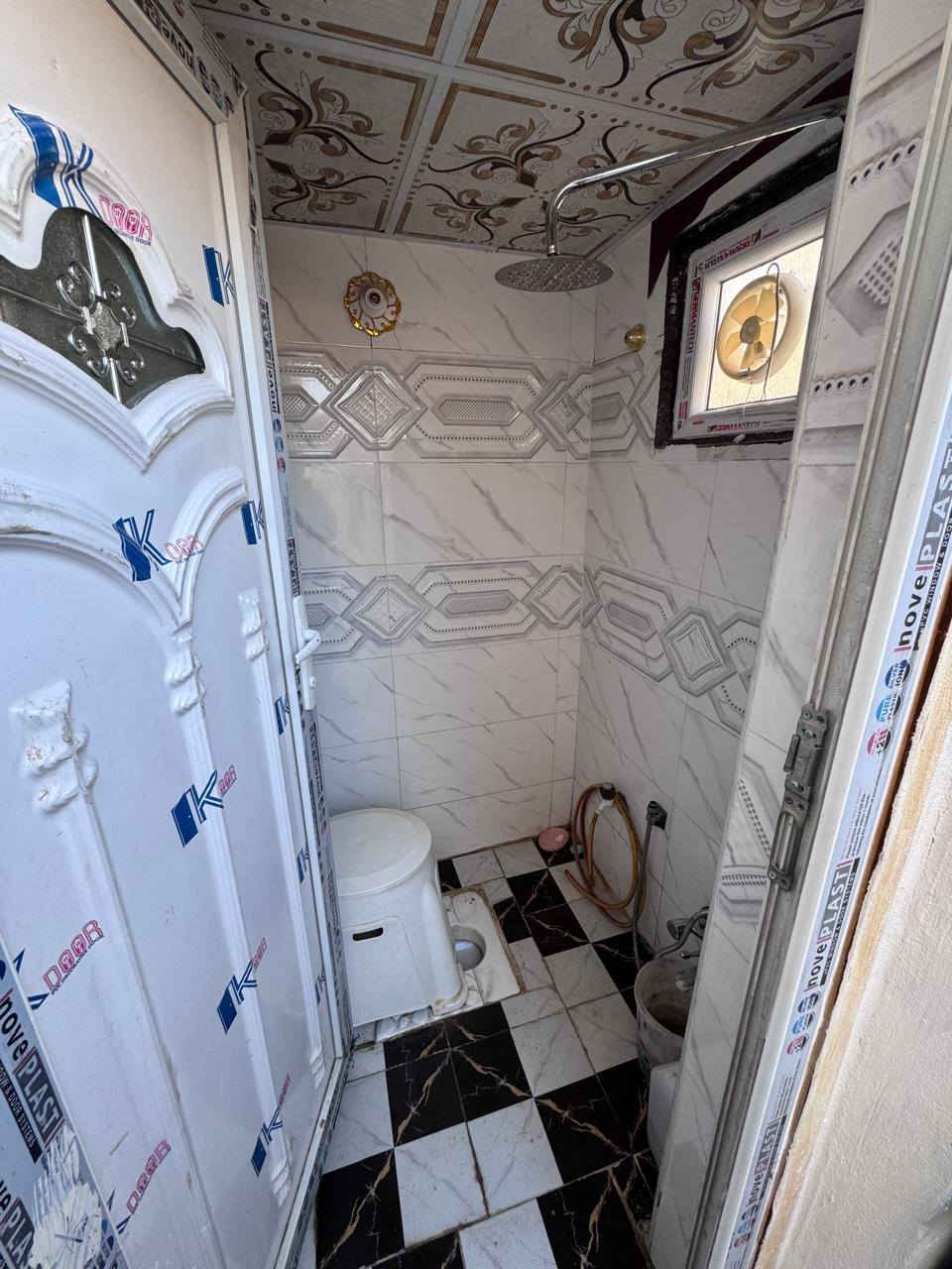 100 طابقين معا غرفتين خشاب بيت بيه 3غرف بل خط اول سعر 75 مجال
ألبيت على شارع المطار مقابيل ملحق القريه ماء وكهرباء واتبليط الحد باب بيت طابو زرعي سند 25 بناء طابوك جمهوري صب كونكريت سيراميك بورسلين ثقيل الاستفسار
***********.. *********** أو تساب
