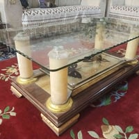 ميز وسطي زجاج • اربع طبلات