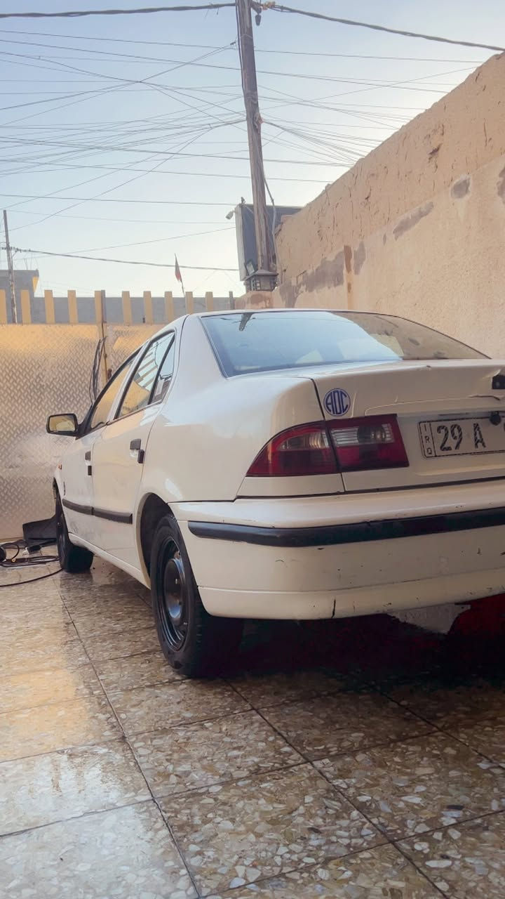 السلام عليكم سمند ناطق 2012 للبيع رقم واسط بسمي بيها بارد اباب “ السايق وبيها شبر الباب الوره السايق والباقي مكفول مكاني بغداد الكمالية رايدها 42 وببها مجال حك الجية ***********
