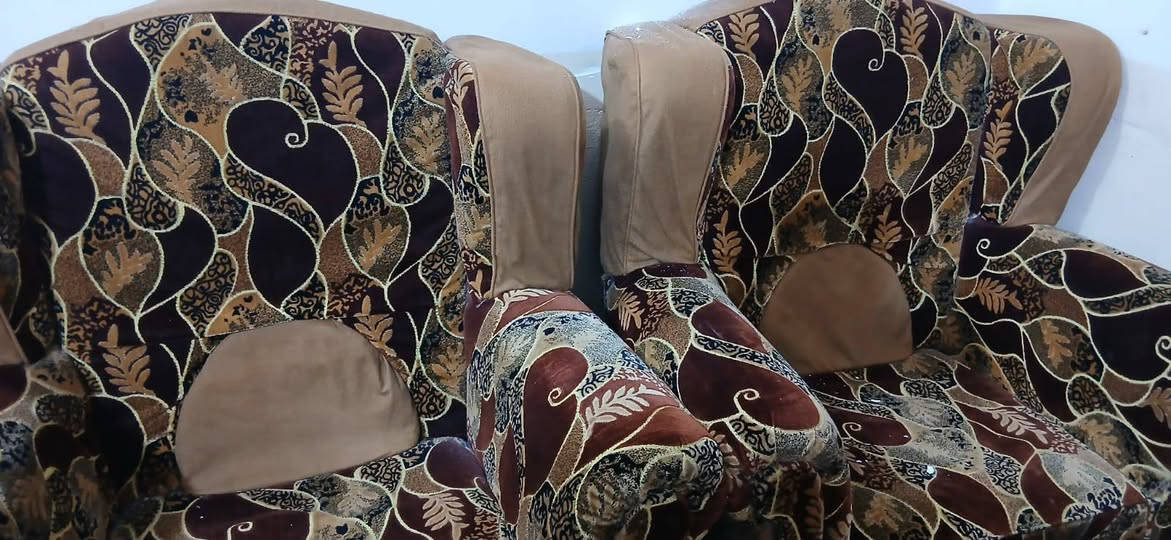 ٢٥٠ وبيه مجال ١٢ مقعد


**إذا كنت صاحب هذا الإعلان وتريد حذفه لأي سبب، رجاءا أرسل رسالة إلى الدعم الفني**