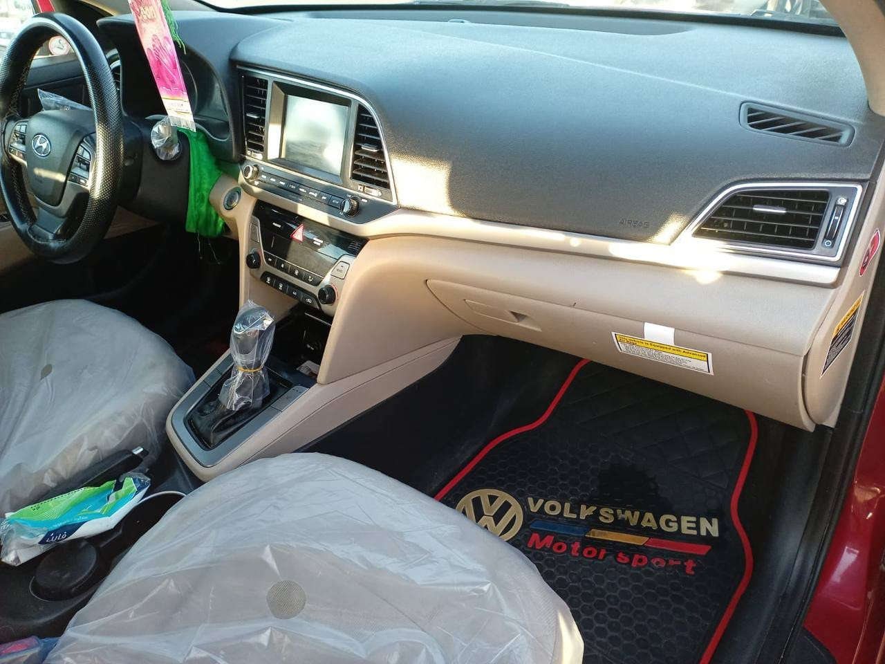 السلام عليكم 
مكلف بالنشر 
النترا ٢٠١٧ وارد امريكي ماشية ٦٧ كير ومكينة ما مفتوحة محرك ٢٠٠٠ دوش لغد ولا شاصي مطاك رقم جديد هزة جديدة السعر ١١٢وبيها مجال للشراي صور الحادث منشورة والسونار المكان بغداد للتفاصيل وللاستفسار الاتصال على هذا الرقم فقط رجاءاً *********** #غيرمتواجد على الفيس بوك
