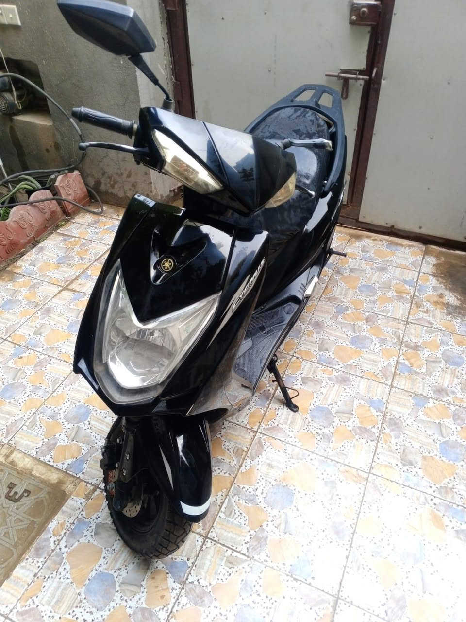 سكنس صيني للبيع نضيفه جدآ للمعلومات الاتصال***********
