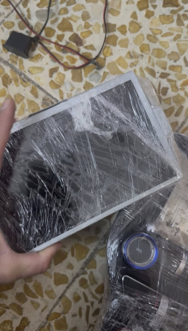 سلام عليكم 
غراض للبيع 
شاشة سنك 3 كامله هيه وكار بلي جديده لوك ب 450 دولار
 
دبه ماي موديل 15 الى 23 جديد مامستخدم ب 65 الف 

دركه 15 الى 17 وياها قبغ ايرباك ودكم جهه يمين ب 85 الف

شوته بلادية نضيفه  مال 6 سلندر كامله ويه خرطوم وقفايص جيب وشد وياها فلتر شوته نضيف مستخدم اسبوع ب 95 الف 

دبات بلاديه مال 6 سلندر ب 90 الف 

تواصل راسلني خاص 
متوفر توصيل


**إذا كنت صاحب هذا الإعلان وتريد حذفه لأي سبب، رجاءا أرسل رسالة إلى الدعم الفني**