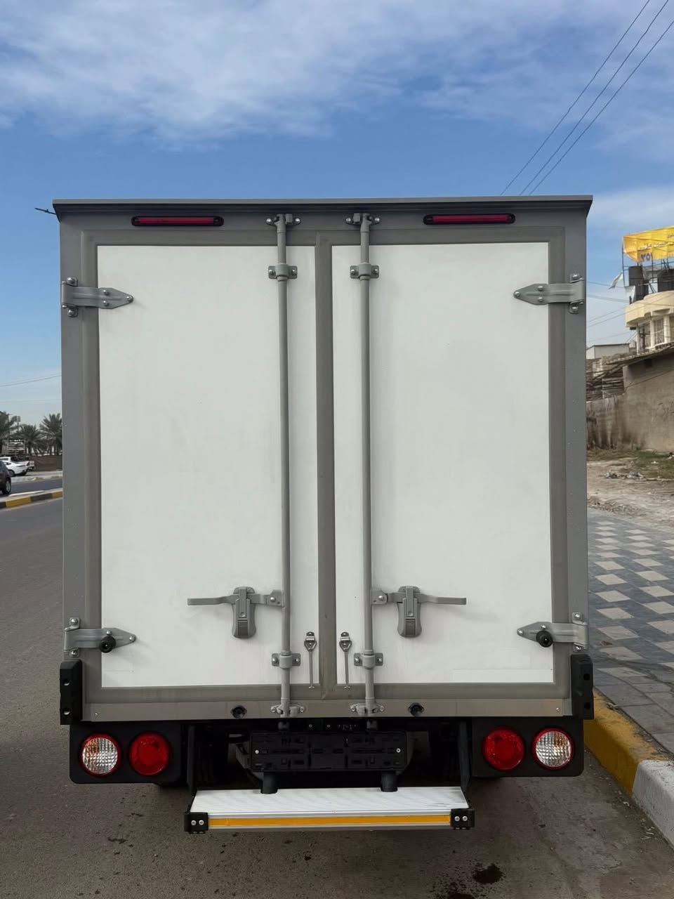 کیا بنکو براد

فحص مؤقت دخوف جديد

ماشية 4000 زيرو بوضع شركة

كفالة عامة جديدة بمعنة الكلمة

فول مواصفات

كامرة

رادار

شاشة كبيرة

حساسات

اشارة ترحيب

کشنات جلد

کشنات تدفئة تبريد

ستيرن تدفئة تبريد

اشاير بل مري

فول وربع 6 دكم

موديل 2025
الرقم  ***********
