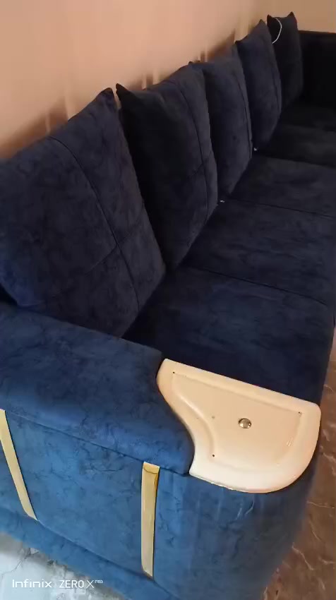 تخم ديوان عشر مقاعد للبيع سعره ٣٠٠ وبي مجال بسيط اي ضرر ما بي جديد ونضيف كلش مكانه بغداد الدوره المهديه الرابعة


**إذا كنت صاحب هذا الإعلان وتريد حذفه لأي سبب، رجاءا أرسل رسالة إلى الدعم الفني**