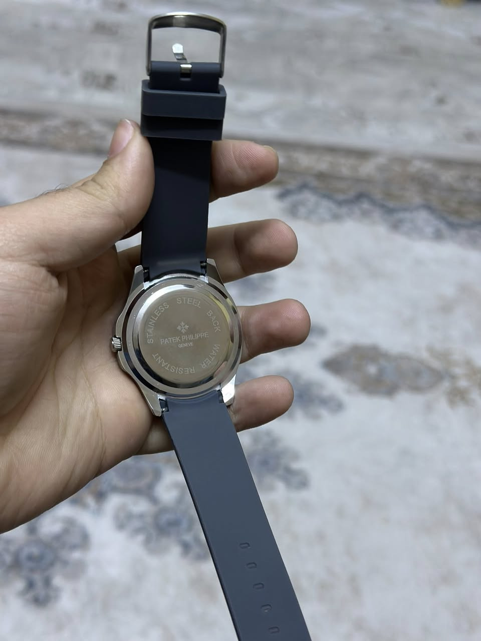 ساعة باتك فيليب الفاخرة طلعتلي بالامزون قطعه تحفة ونظافة وشغالة قطعه جدا فاخرة سعرها / 20 الف 
سبحة تراب كهرب مال امزون قطعه تركية مال كشخه فاخرة ورهيبة سعرها / 10 الف 
يوجد توصيل لكل محافظات ***********
