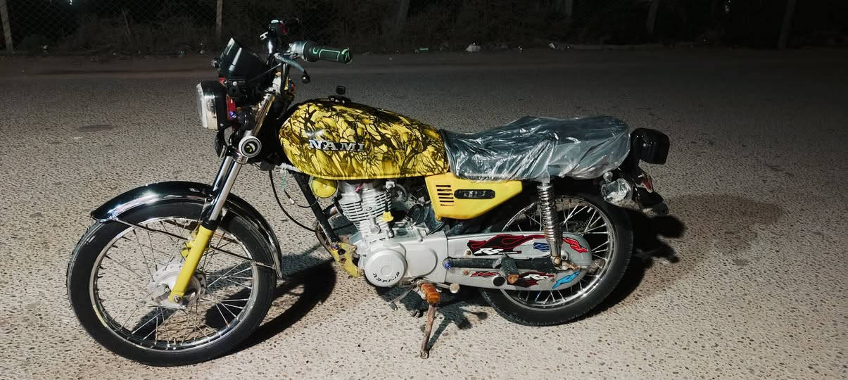 سلام عليكم دراجه اورا ارشه مديل 20  محرك 24 دراجه نظيفه كلشي شغال بيه جاهزه اترايك شلامجه مكان ناصريه سوك شيوخ سعر 650..... ***********
