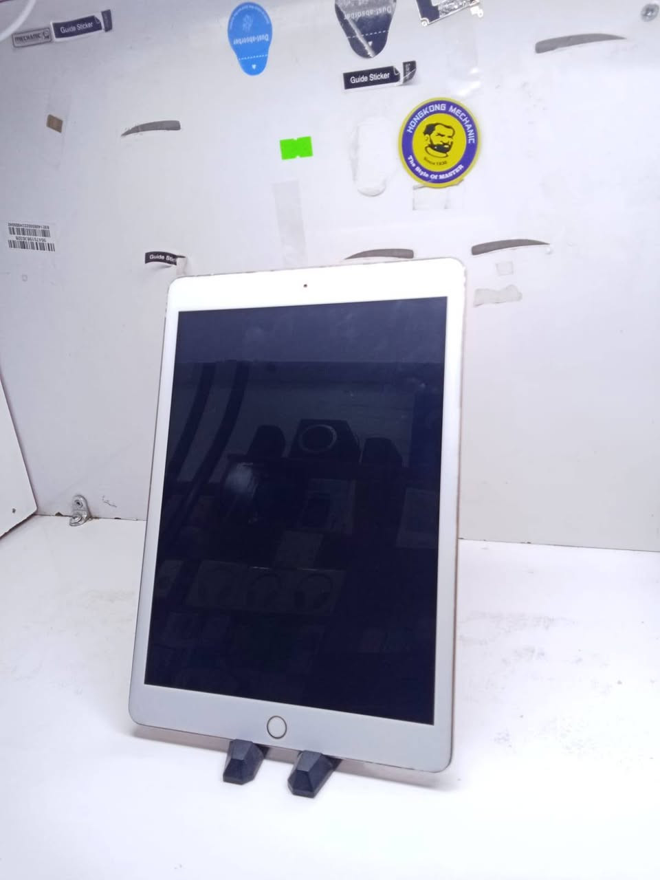 ايباد ٩
ذاكره ٣٢
جهاز مبدل بس كلاس
جهاز نضيف كارتونته ويا قفل ب ٢٥٠
مكاني نجف ***********
