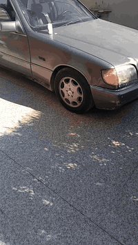 سلام عليكم 
عندي مارسدس شبح 
موديل 1992 
سنويه جديده عضم عاج
رقم بغداد جديد الماني 
محرك 6سلندر بلادي 
مواصفات 
فتحه 
كل الكشنات كهربائيه 
ستيرن كهربائي 
صدر امامي جديد
صدر خلفي جديد
تخم تاير جديد
سياره جاهزا
السعر ٦٠$ ورقه وبيه مجال 

الرقم الهاتف ( ***********/
