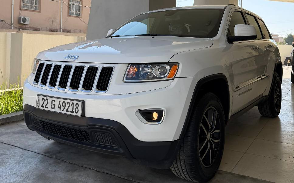 جيب لاريدو 2016 ماشي 110 ميل السيارة السياره كلين داخله بل عراق صار بيها بكد خمس اصابع صبغ  بل جامرلغ امامي بدون دواخل بدون ايرباك صدر امامي خلفي كله جديد 4 تايرات جديد سنويه جديد دفتر بنزين بيها مواصفات لاريدو 4 ويل تشغيل عن بعد ويل كروم وباقي مواصفات المعروفة)*********** كركوك, العراق
