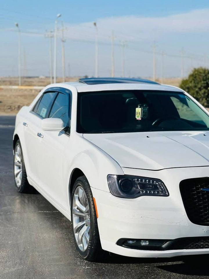 بيع سريع  مستعجل 

اوبامه 2018 اصل فول مواصفات
داخل عسلي تدفه تبريد بل كشنات 

شاشه جبيره وكامره 
 كشنات خزم ميموري 
مري قلابه 
تحكم ستيرن 
كير ماوس  
 سياره متومه بغداد  
السعر 75 ووقه وبيه مجال 
للاستفسار / ***********
