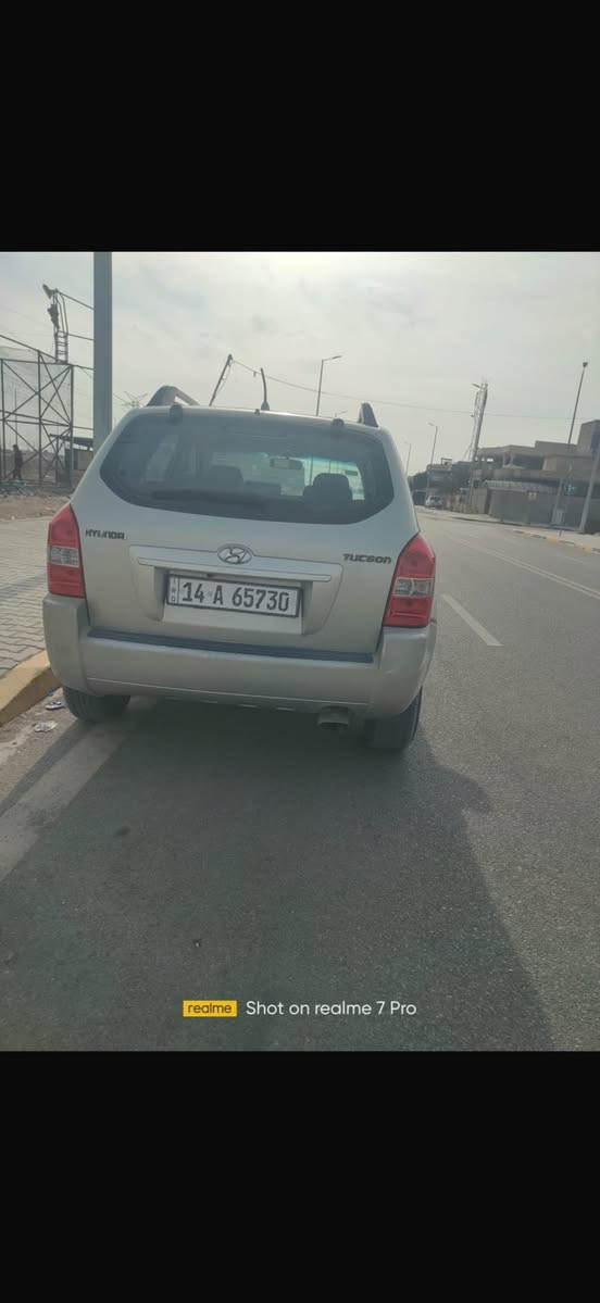 سلام عليكم توسان للبيع 2009 خليجي بسمي بصرة نكليزي تبريد تتفئه السعر 113 مكان البصرة كرمة علي ***********
