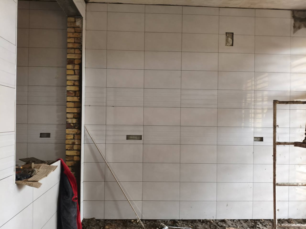 خلفه تطبيك سراميك جداري راضي الاتصال على الرقم ***********
