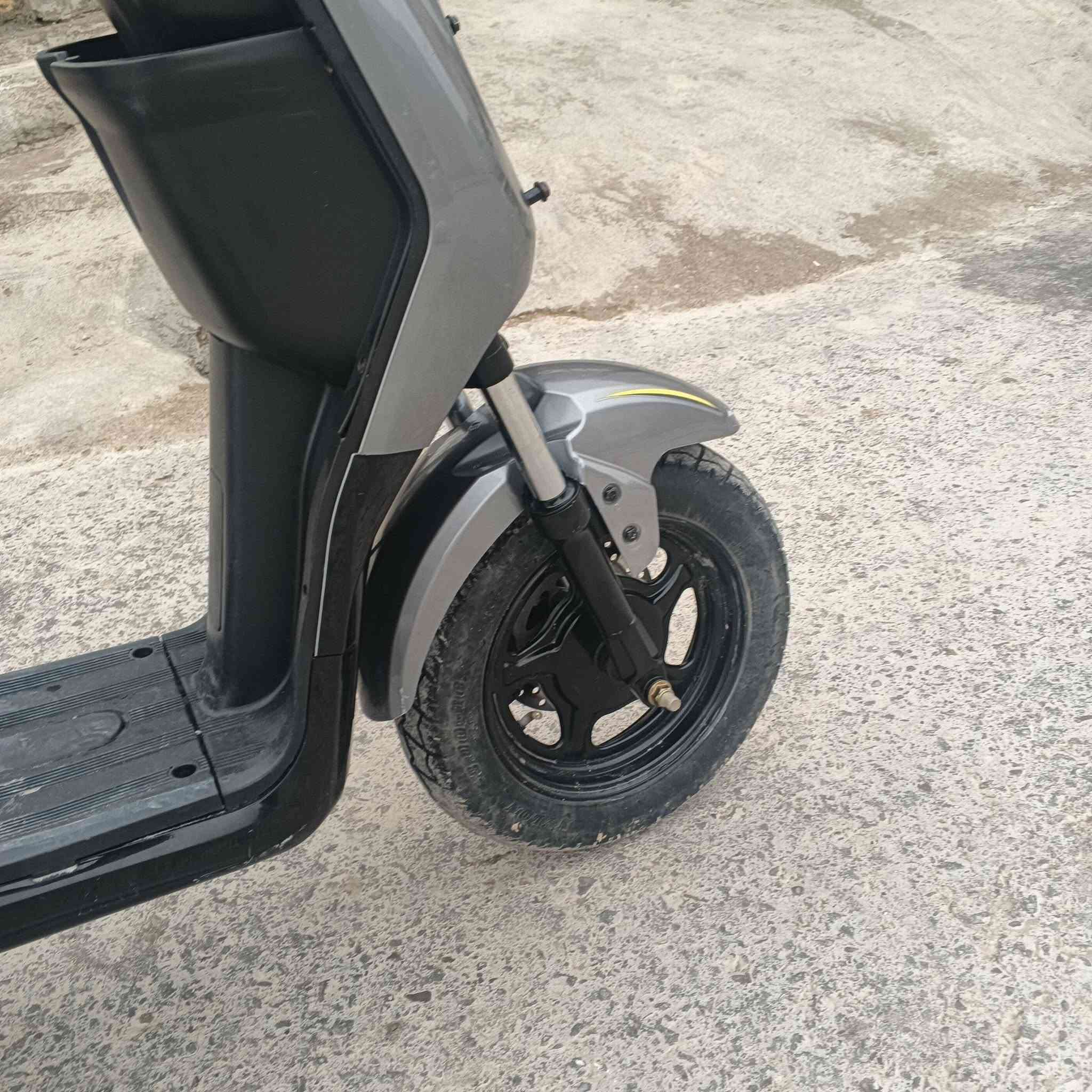 السلام عليكم دراجه ار 9 للبيع موديل 2025 دراجه ما صار شهرين بدلت بطاريات ويلي 32 امبير الدراجه فقط مكسوره شاشتها الدراجه النظيفه توصل توصل بالشحن الوحده 34 كيلو متر الدراجه ثلاث نمر سرعه تعبر 65 الدراجه كل شيء شغال بيها دراجه بديتله بطاريات ب 200,000 العنوان ديالى بعقوبه تقاطع القدس سعر الدراجه قفل 350,000 للتواصل ع علق وانا ارد عليك على الخاص


**إذا كنت صاحب هذا الإعلان وتريد حذفه لأي سبب، رجاءا أرسل رسالة إلى الدعم الفني**