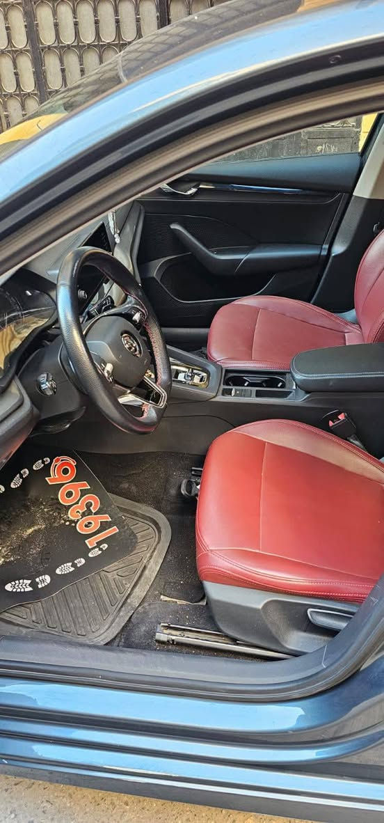 اسكودا A8 2021 
📌عداد 80.000km 
📌صيانات توكيل
📌 فابريكا بالكامل 
📌رخصه سنه _من المالك من الزيرو
📌بحاله الزيرو 
📌المعاينه االاسماعليه او القاهره حسب الاتفاق

التواصل واتساب أو فون على 📲👇
01044803157 القاهرة, مصر


**إذا كنت صاحب هذا الإعلان وتريد حذفه لأي سبب، رجاءا أرسل رسالة إلى الدعم الفني**
