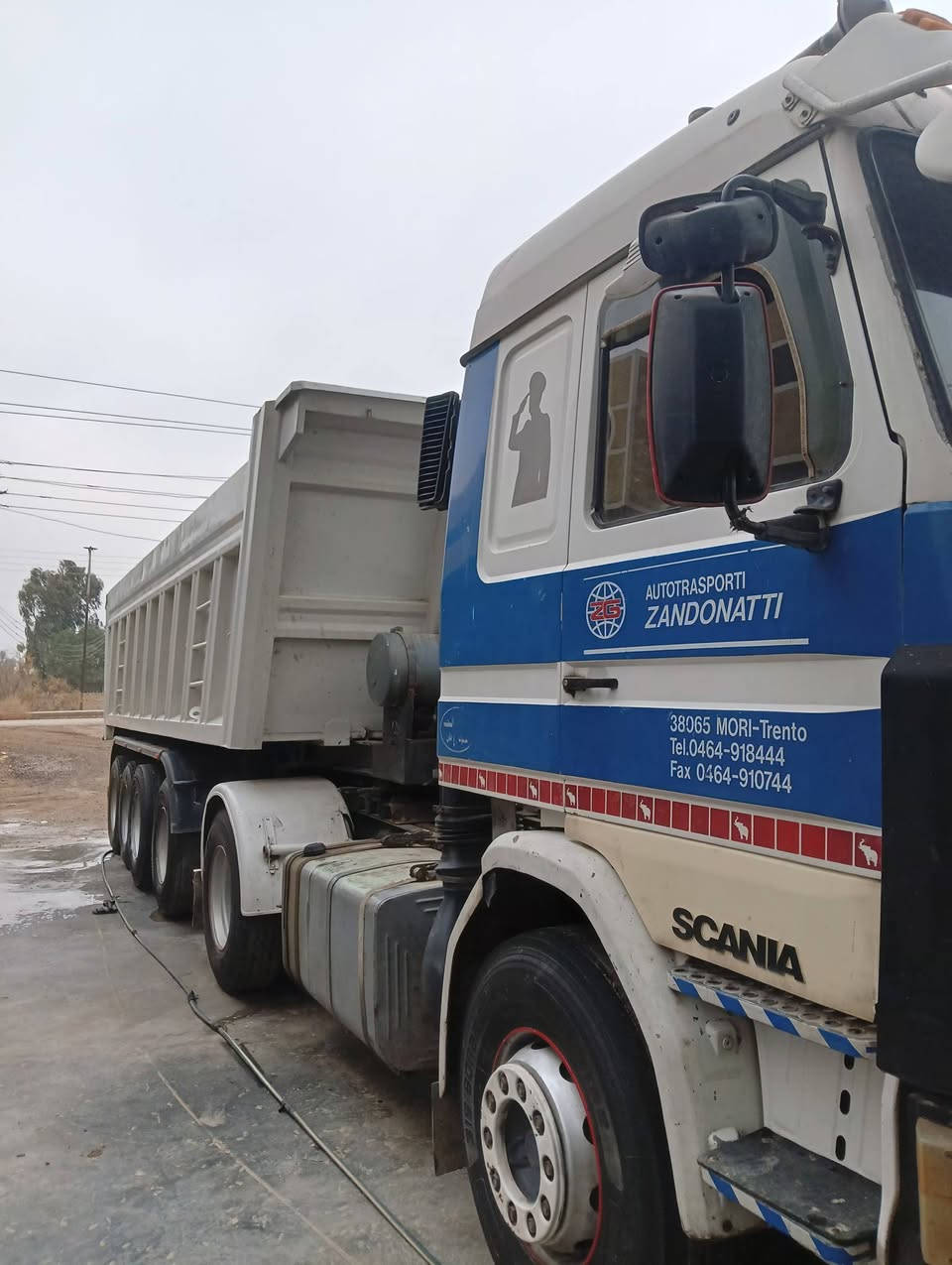 سلام عليكم سكانيا 143كهرباي كفاله عام بسمي تخم تاير رقم نكليزي ***********العنوان بغداد تقاطع نهروان
