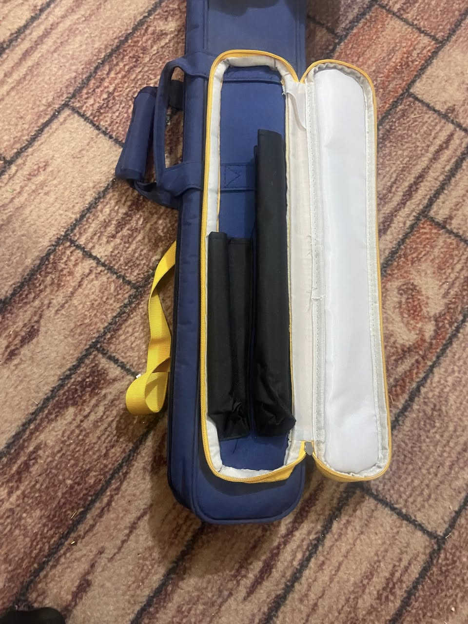 للبيع جنطه بعدها نضيفه ماصلها هواي من مشتريها التفيده يجي خاص او رقم***********
