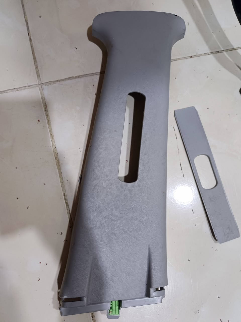 السلام عليكم من رخصة الآدمن
شباب عندي بجم كيا بيكانتو موديل 2010 دخول جديد وارد كوري للبيع وهذا رقمي ***********
