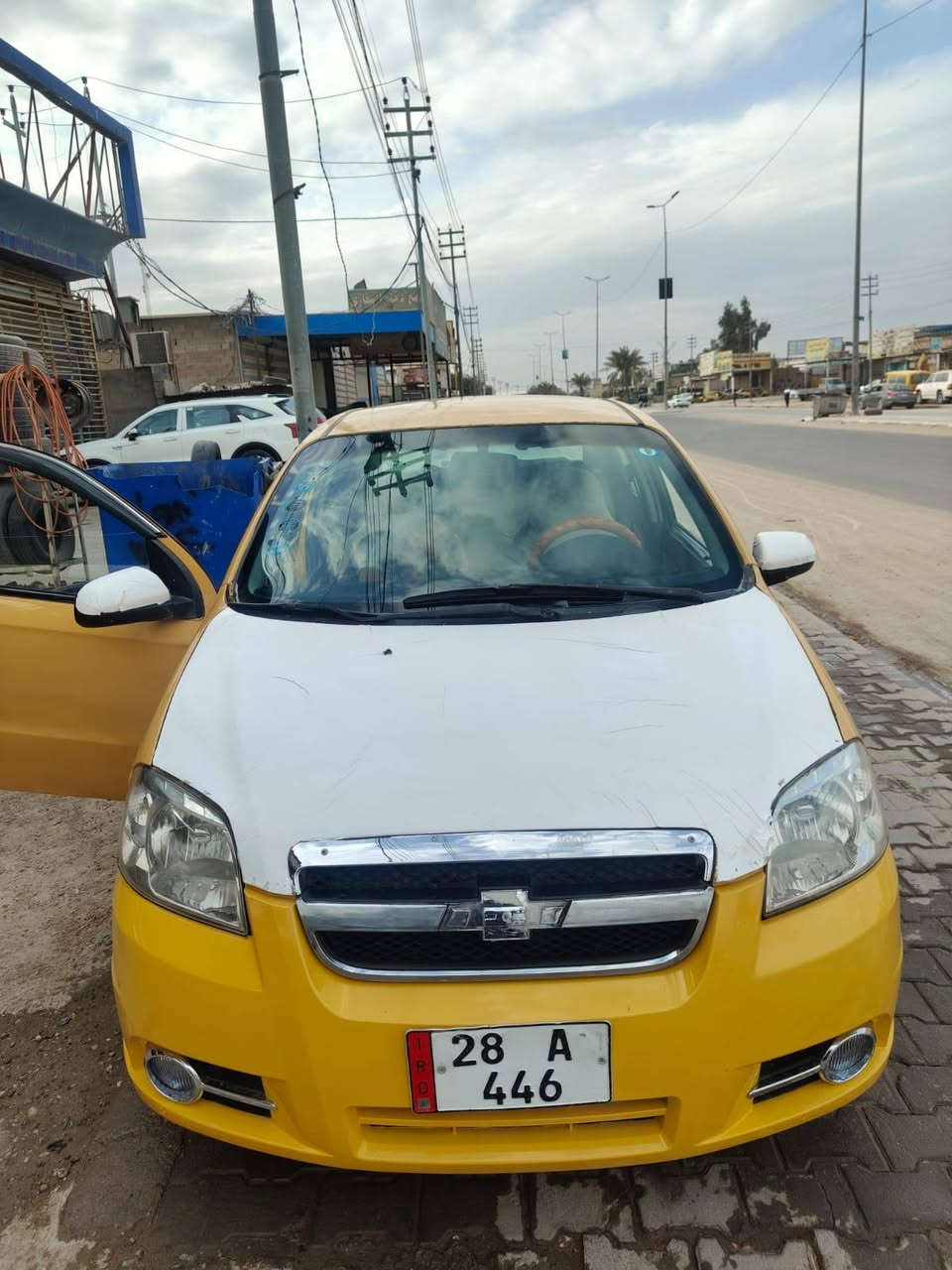 سلام عليكم افيو ٢٠٠٧ مسكر خليجي كير عادي محرك هستوني شاده تخم تاير تبريد ثلج رقم نجف مميز انكليزي سنويه لل ٣٠ مصفره هيئه وغرامات سيارة جاهزه مكانه نجف شارع المطار *********** السعر ٣٩ وبيه مجال
