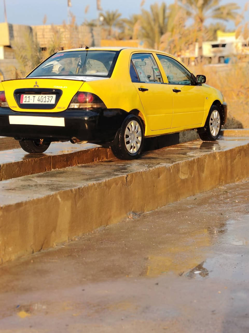 يا الله سلام عليكم لنسر موديل 2010 رقم بغداد انكليزي سياره بسمي مكفوله من ظربه بيها تعمير هلالات تخم تاير سعر ٦٥ بيها مجال مرواس بلنتره او سبكتره ***********
