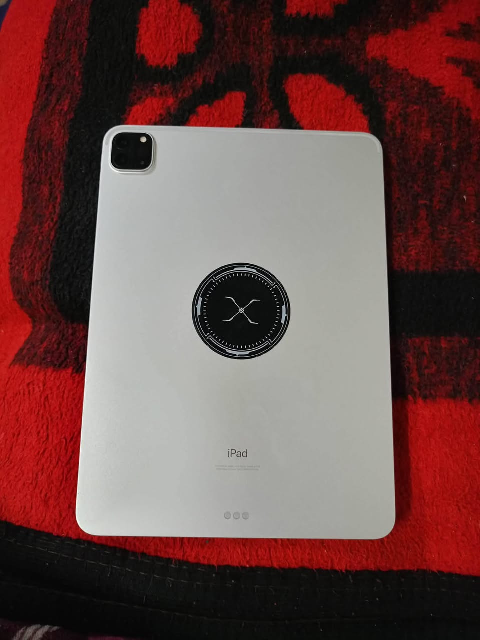 سلام عليكم ايباد لبيع ام تو ذاكره 128 بي بياض بل شاشه شويه سعر 600 بي مجال ***********

