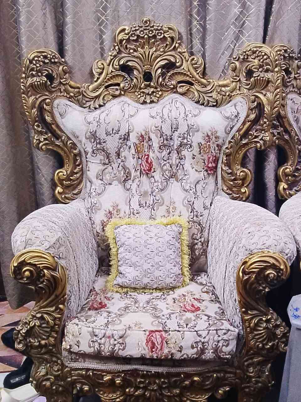 سلام عليكم تخم ملكي لبيع مستعملة شي قليل مابي شي ضرر عشر مقاعد ويه طبلات حجم صغير وطبله كبيره اي ستفسار ع خاص لعنوان الزعفرانيه


**إذا كنت صاحب هذا الإعلان وتريد حذفه لأي سبب، رجاءا أرسل رسالة إلى الدعم الفني**