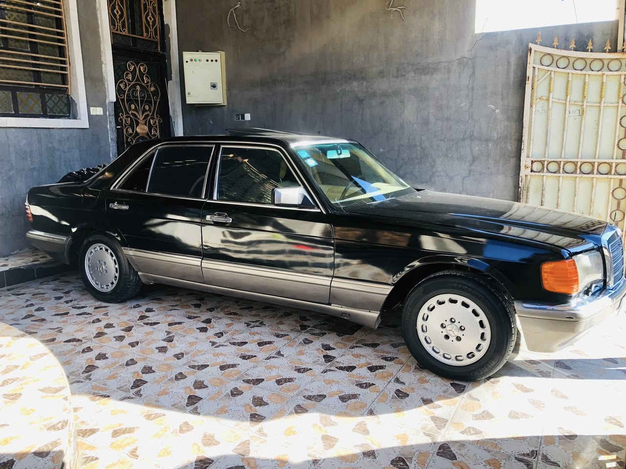 سلام عليكم  للبيع او مروس  مارسيدس رائسي  موديل 1988 محور مكينه ملكه  ثنين و نص  رغم الانبار   سياره بسمي  السعر المطلوب 65 او بيه شويه مجال 
هاذا رقمي بيه وتساب ***********
