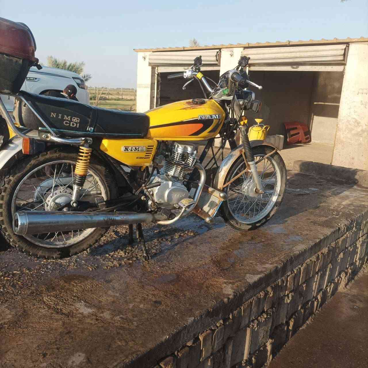 السلام عليكم دراجة نامة امتياز موديل 23 نضيفة كلش بدون اوراق  السعر  خاص ***********
