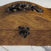 صندوق مجوهرات • خشب فنتج • مخمل ماروني