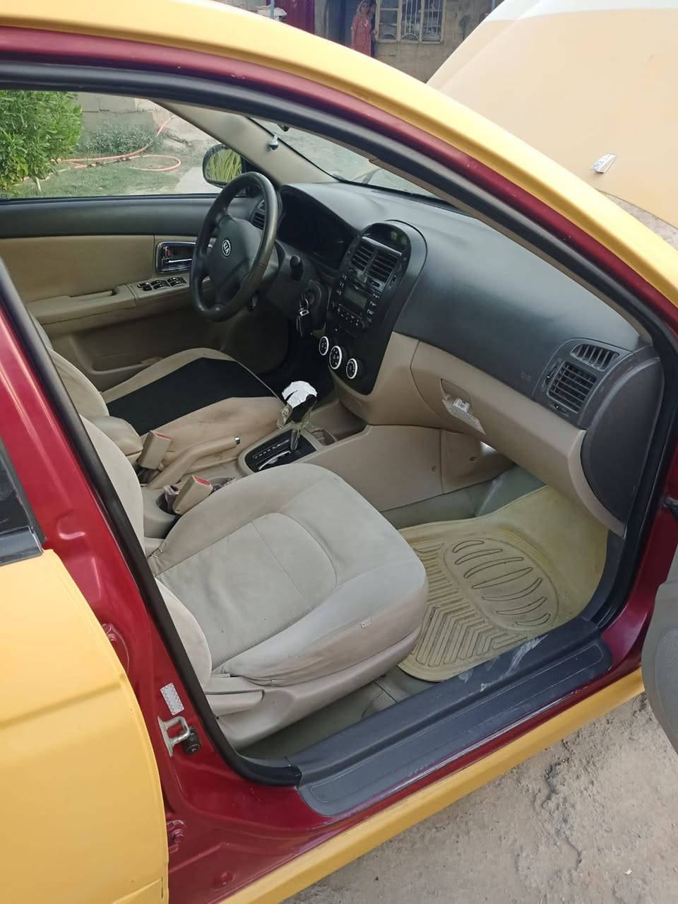 سبكترا موديل ٩ للبيع جديده فول باسمي المكان ديالى الخالص السعر ٧٧ وبيها مجال ***********
