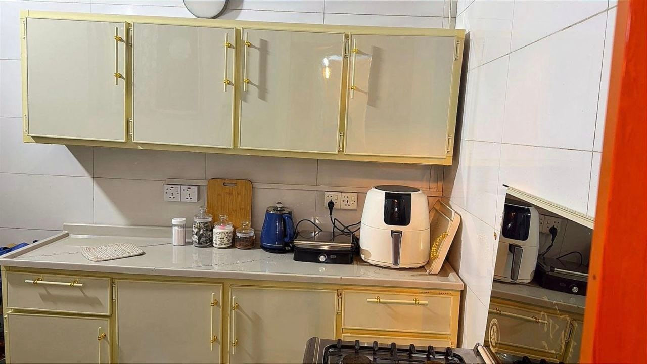 كاونترات فصال حسب طلب الزبون المنيوم الثقيل نوعيه بليت داخل وخارج 0/7الوان وأشكال مختلفه وأسعار مناسبه جدا بس اذكر القياس وتدللون علينه توصيل موجود وفحص الطلب بوجود السايق


**إذا كنت صاحب هذا الإعلان وتريد حذفه لأي سبب، رجاءا أرسل رسالة إلى الدعم الفني**