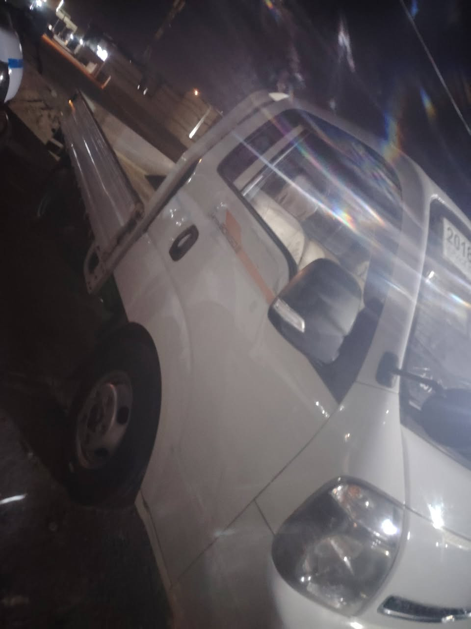 سياره كيه فحل موديل ١٨ مكفوله كفاله عامه من كلشي مكينه دبلو جاف تارات محور ١٤ وستد ٢٧ مكان بصره حي بغداد سعر ١٣٧ وبيه مجال رقمي ***********
