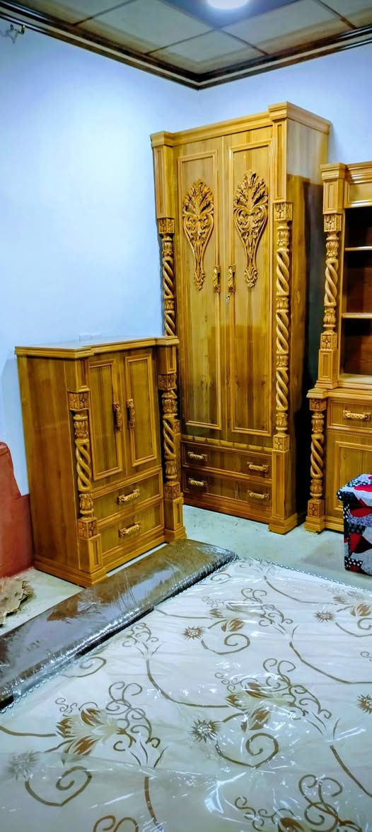 معمل ما شاءلله 
تم تجهيز حسب الطلب +تم تنصيب غرفة نوم خمس ابواب ملحق بجوده عاليه خشب صاج داخل خارج معا ضمان الجوده بسعر مناسب جداً معا هدية دوشك تخت ضغط عالي في ناحية النمرود قرية الكنهش الف مبروك شايف الف خير للستفسار اتصل واتس ***********
