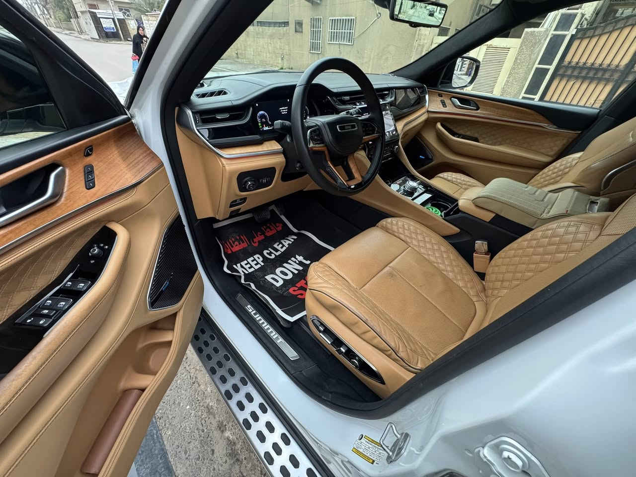 جيب سومت خليجي موديل 2022 فول الفول اعلى فئة ضمان هارلم
رقم اربيل 
8 سلندر محرك 5700
مكفوله من الصبغ والبارد 
عداد المسافه 89000
السعر 41000$ وبي مجال 
***********
